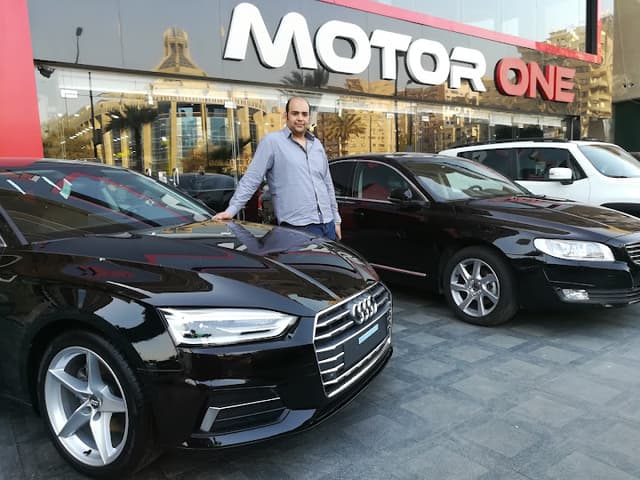 MOTOR ONE