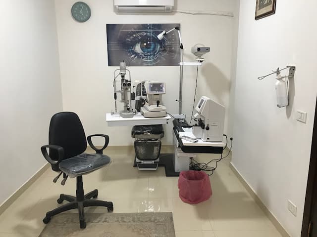 عيادة دكتور عبدالحميد محمد خليف لطب وجراحة العيون