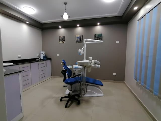 Smile Makers Dental clinic