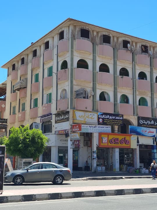 عيادة دكتور محمد منير الجزايري بدمياط الجديدة