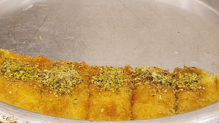 كنافة وبسبوسة - Kunafa & Basbousa