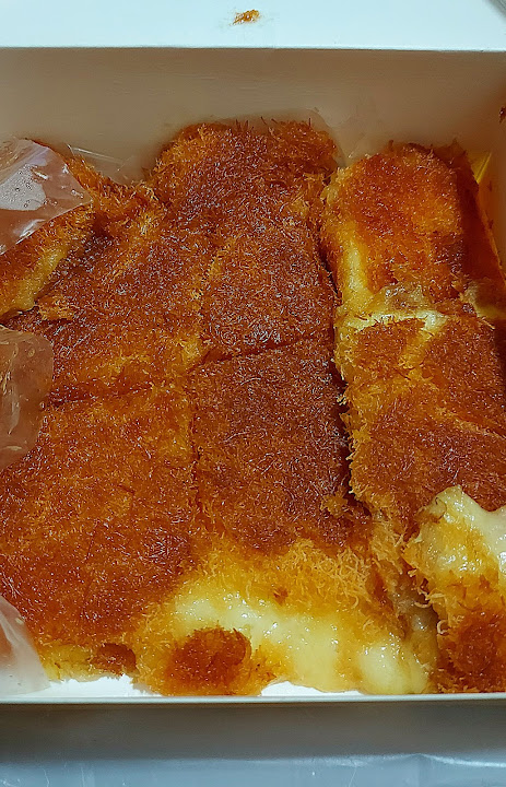 Konafa and Basbosa - كنافة و بسبوسة