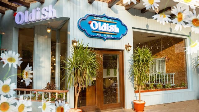 Oldish - Restaurant & Cafe