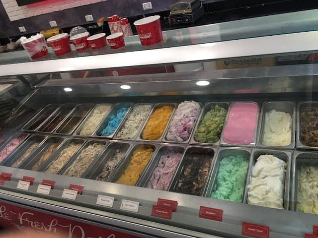 Cold Stone creamery