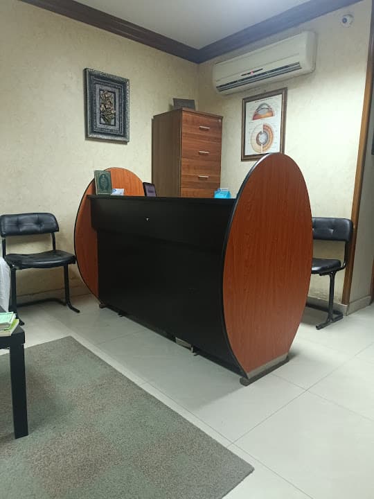 عيادة د. اسامة فاروق للعيون