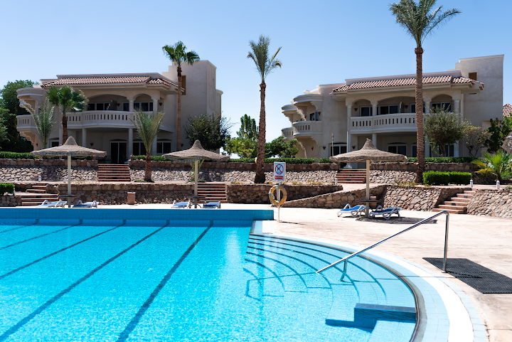 Naama Bay Hotel & Resort - فندق خليج نعمة