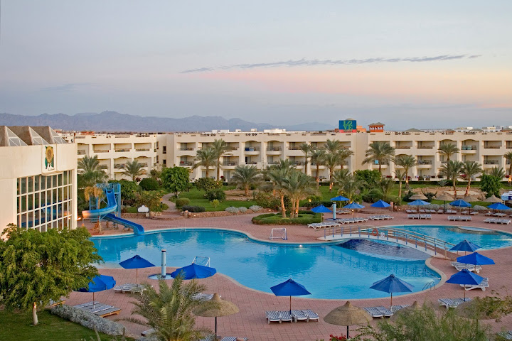 Aurora Oriental Resort - 