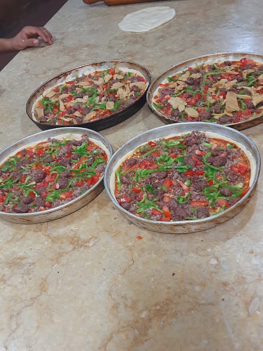 فطائر وبيتزا ️ ميكاتا الزهور