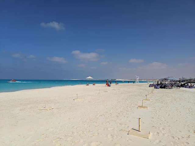 Safi Beach - شاطئ صافي