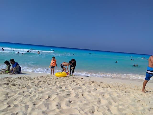شاطئ المروة - El Marwa Beach