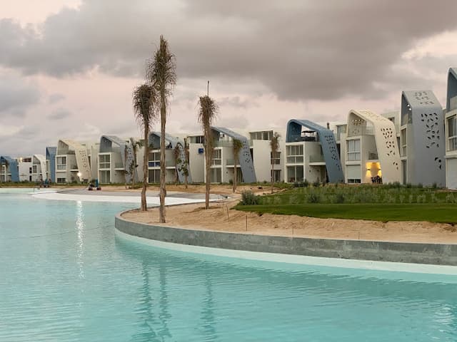 Fouka Bay - فوكة باي