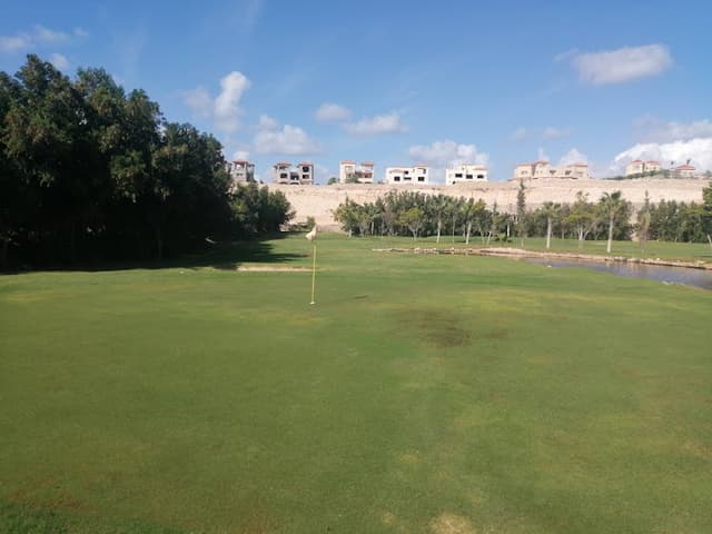 Alex West Golf Course - اليكس ويست جولف كورس