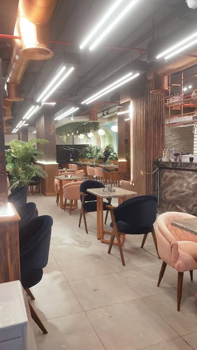 Opera cafe