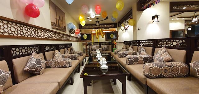 مطعم وكافيه فخر الدين