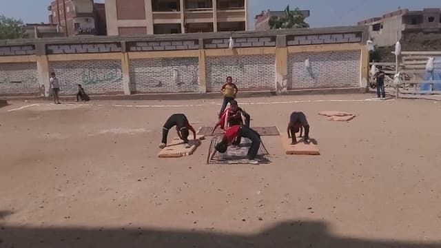 مدرسه مؤسسه قطور الابتدائيه (مركز قطور)