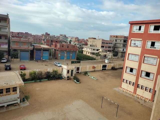 مدرسة شبرا بلوله الابتدائيه