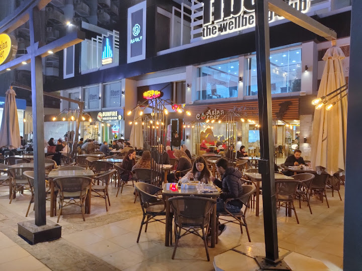 Rafale food Court