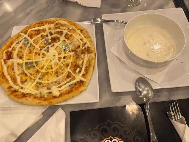 Cafe supreme City Stars