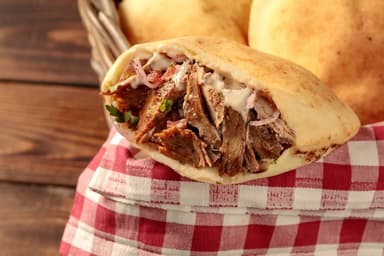 Khobzeh Wa Shawerma