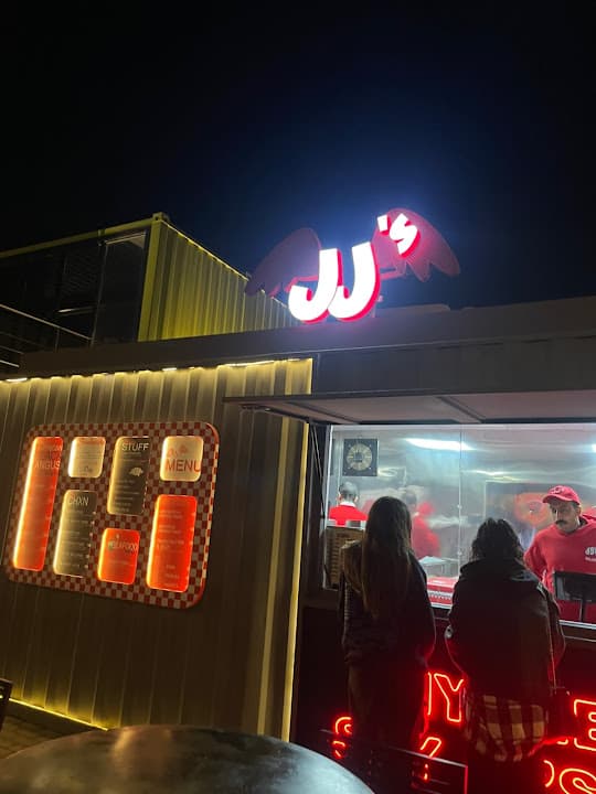 JJ’s