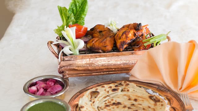 Raoucha & Kandahar Restaurants