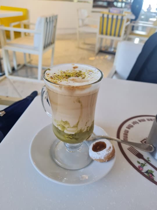 La Poire Cafe - لابوار كافيه