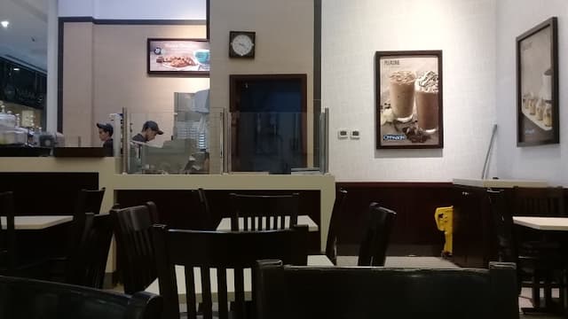 Cinnabon - سينابون