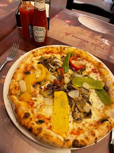 لابيتزا الفورنو | La Pizza Alaforno