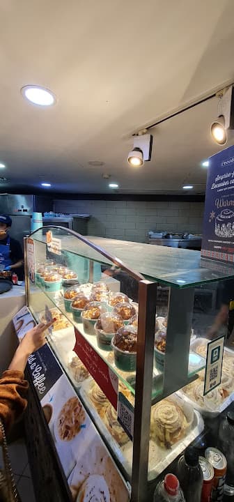 Cinnabon- سينابون