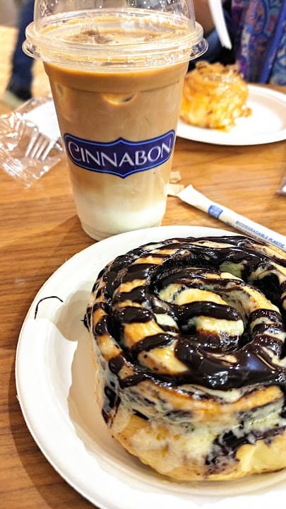 Cinnabon- سينابون
