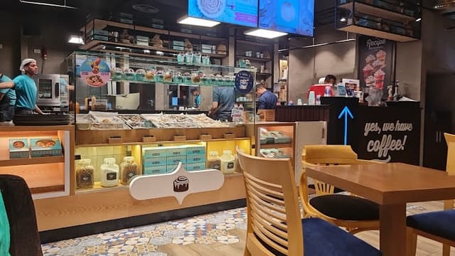 Cinnabon- سينابون