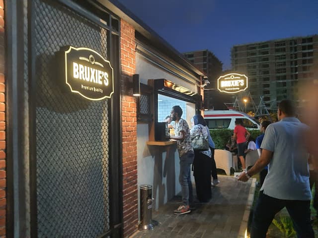 Bruxie’s - بروكسيز
