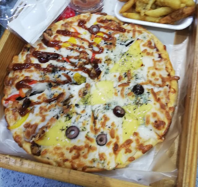 Pizza castle