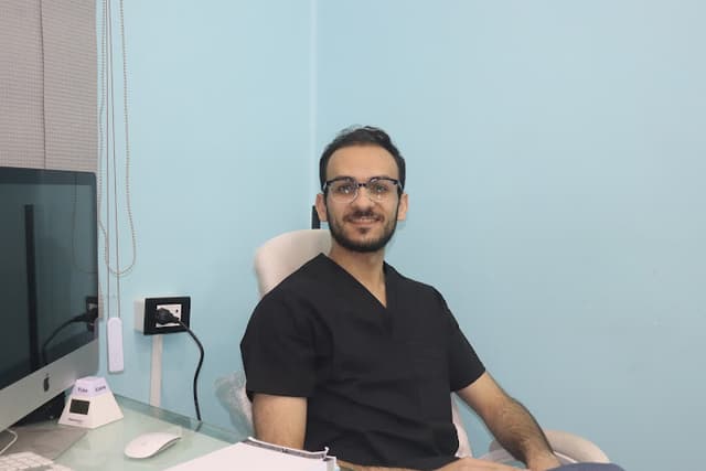 عيادة الدكتور مؤمن الجزار