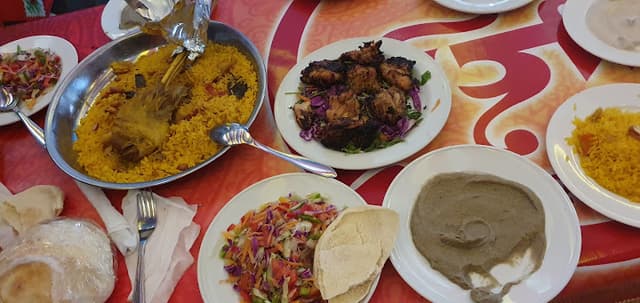 مطعم واحه الشرق ابو غريب
