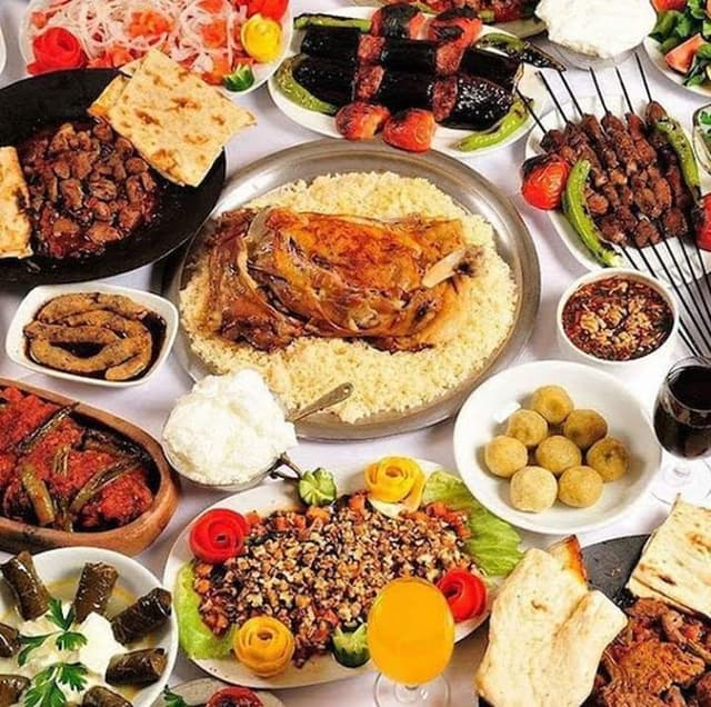 الملك للأكلات الشعبية@