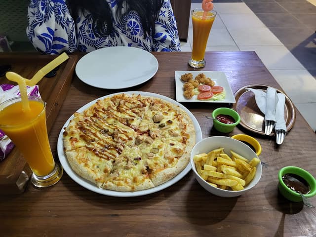 Pizza Valentino Di Shubra