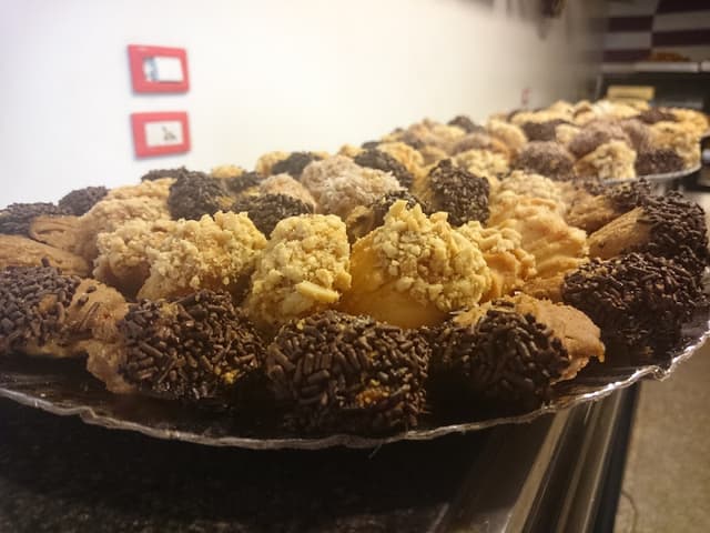 Pizza and Pastry Abuaachur