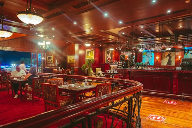 L' Entrecote Steak House