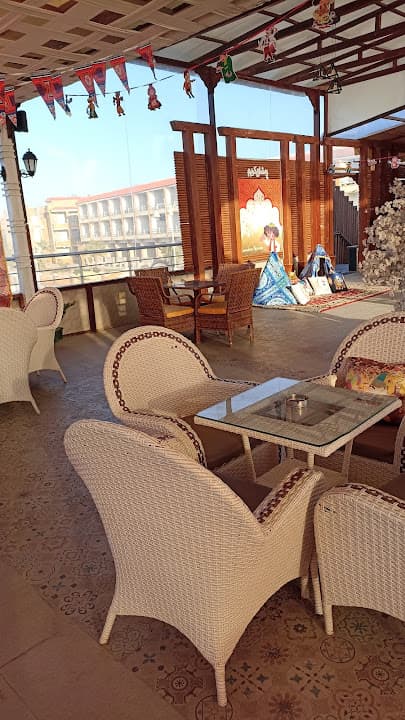 Onda Cafe Mamoura