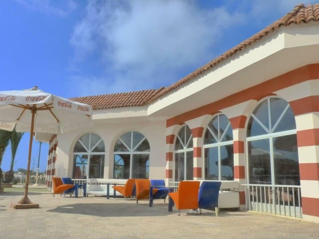 Plan B El Montazah Hotel