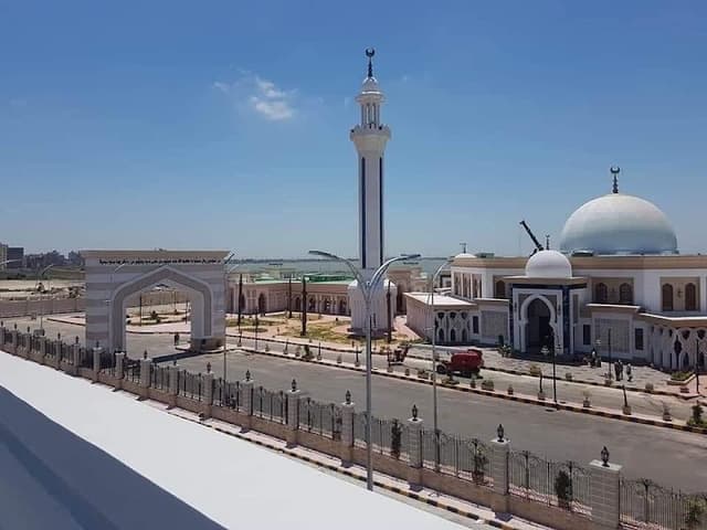 El Shohada Mosque