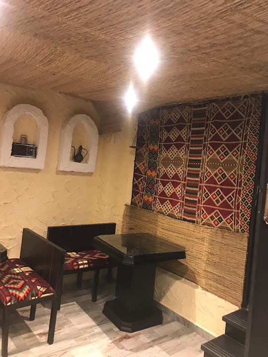 مطعم مجابيس للماكولات الكويتية