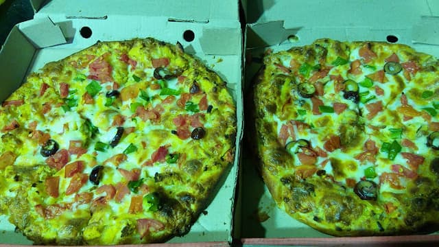 فطائر وبيتزا أولاد السلال PastryPizza Alslall