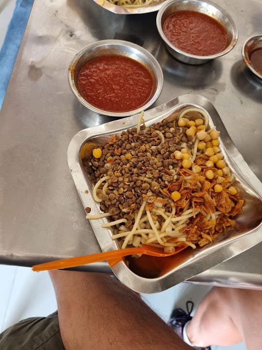 مطعم حلقة السمك