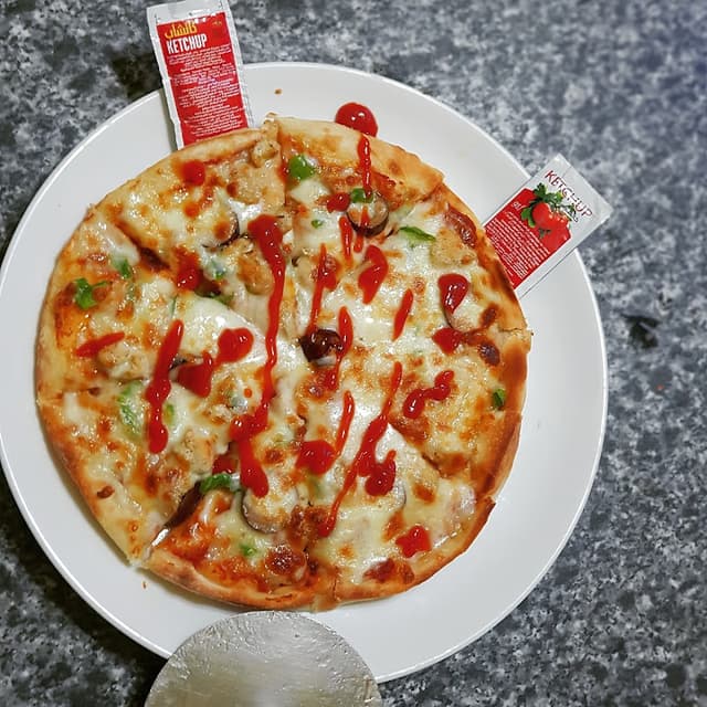 مطعم ايطاليانو pizza بيتزا