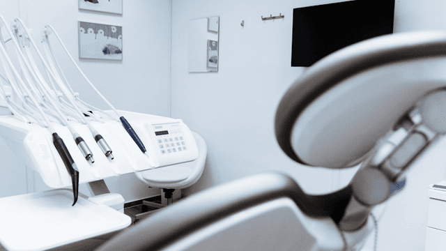 Dr.Aya khorshed Dental Clinic - عيادة اسنان الدكتورة آية خورشيد