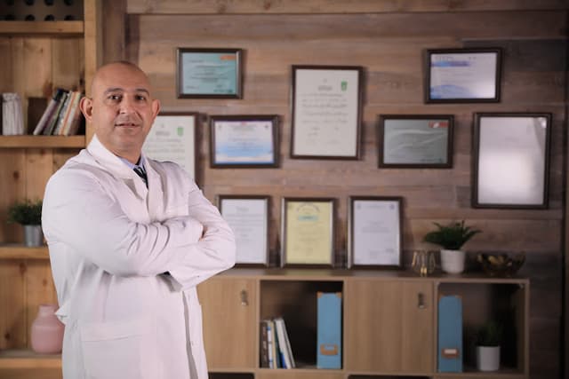 Dr. Amr El Deeb | Sheikh Zayed Branch