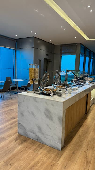 Egyptair Lounge