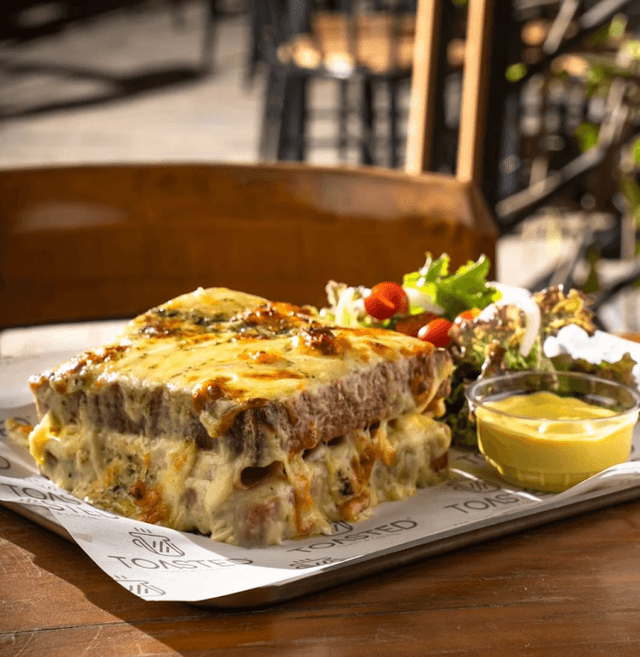 Toasted Mamsha Ahl Misr